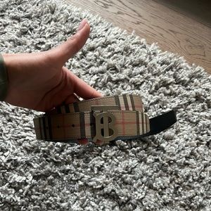 Burberry belt